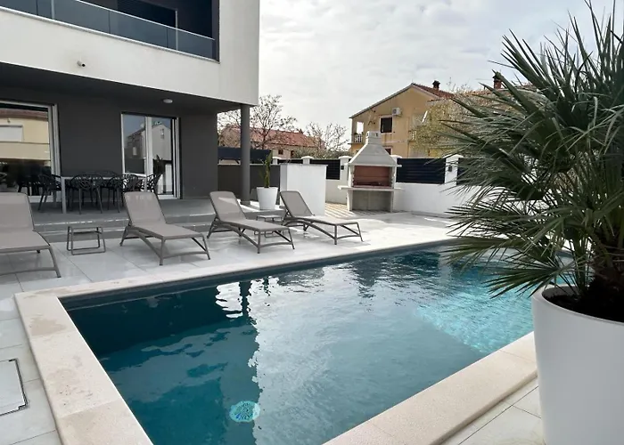 Apartments Cesare